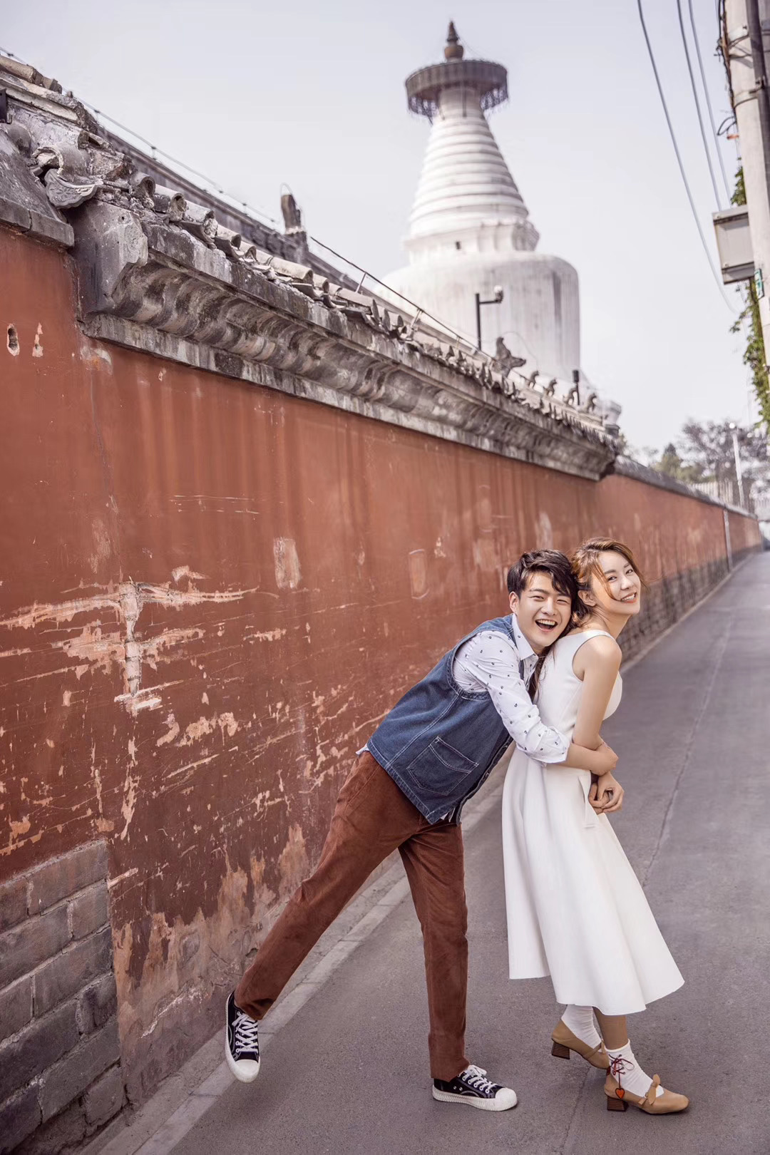 「北京约拍」最美不过红墙，画面格外的浪漫！