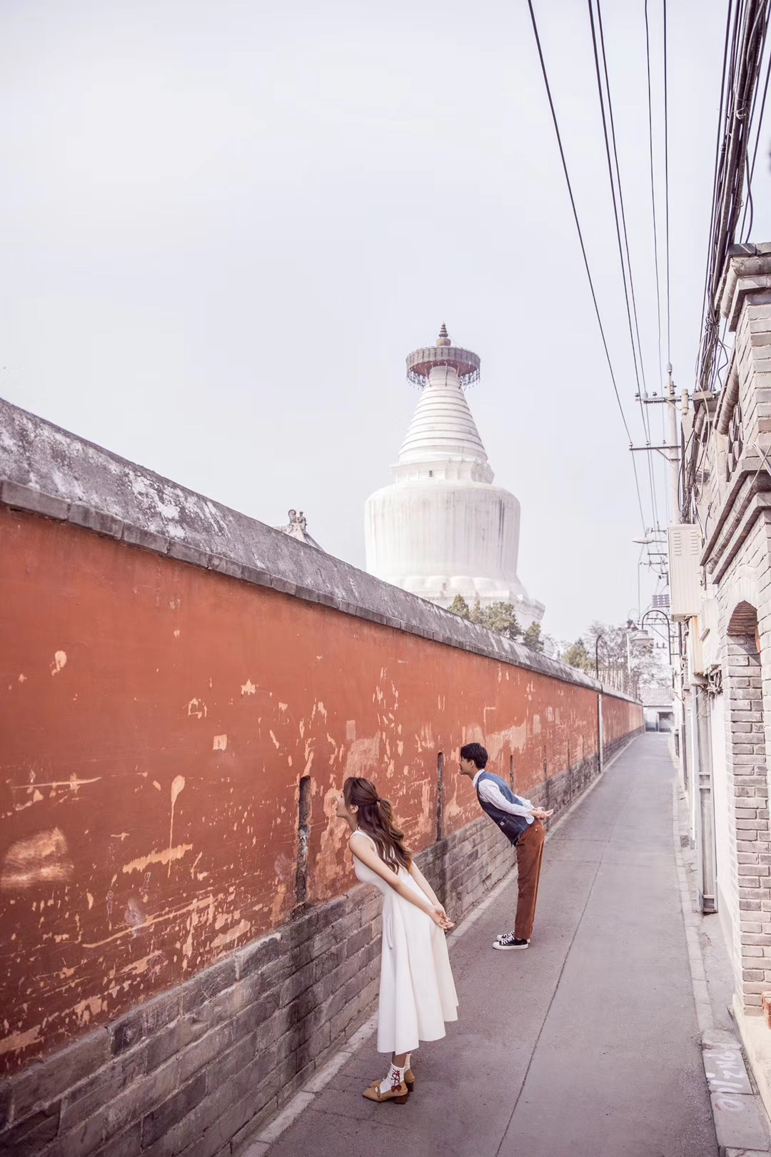 「北京约拍」最美不过红墙，画面格外的浪漫！